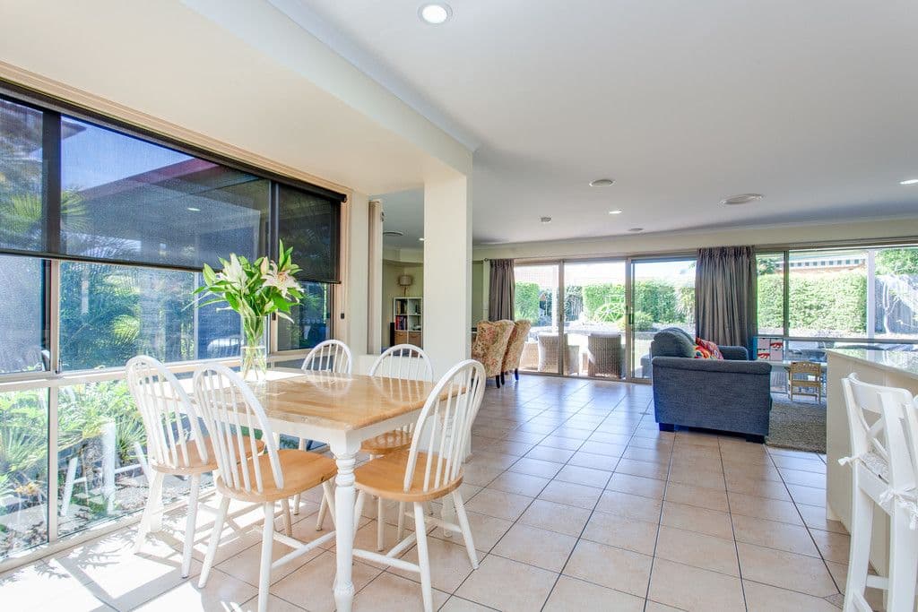 55 Barcoorah Street, Westlake QLD 4074, Westlake - Thumbnail 7