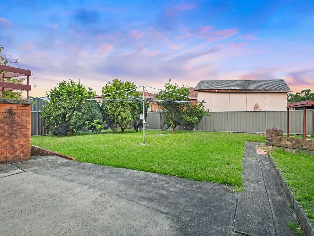 23 Bulgo Road, Helensburgh - Thumbnail 2