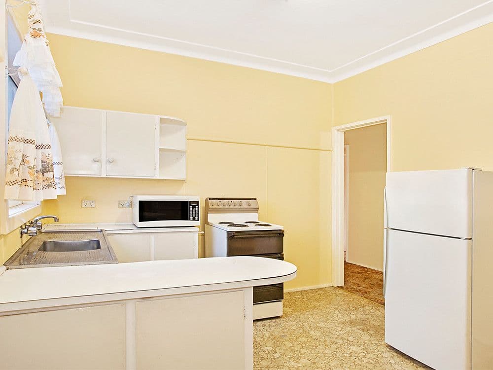 23 Bulgo Road, Helensburgh - Thumbnail 4