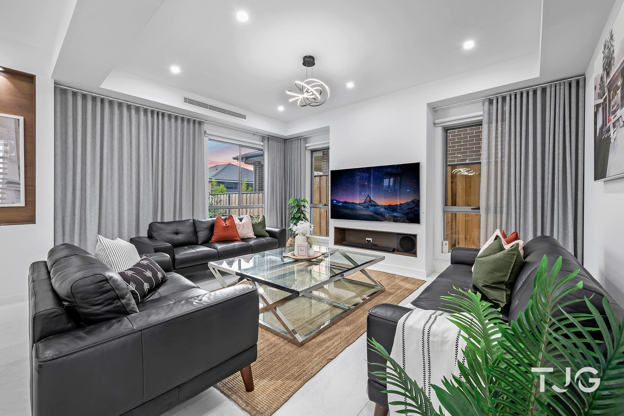 5 Dewar Crescent, Bacchus Marsh - Thumbnail 2