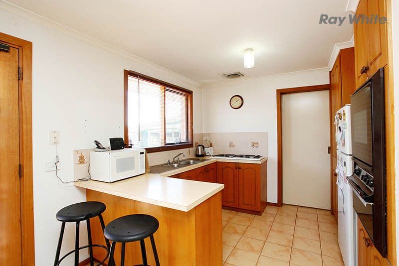 16 Catherine Road, SEABROOK VIC 3028, Seabrook - Thumbnail 3
