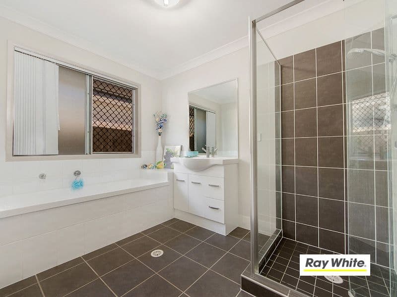 32 River Run Circuit, ORMEAU HILLS QLD 4208, Ormeau Hills - Thumbnail 6