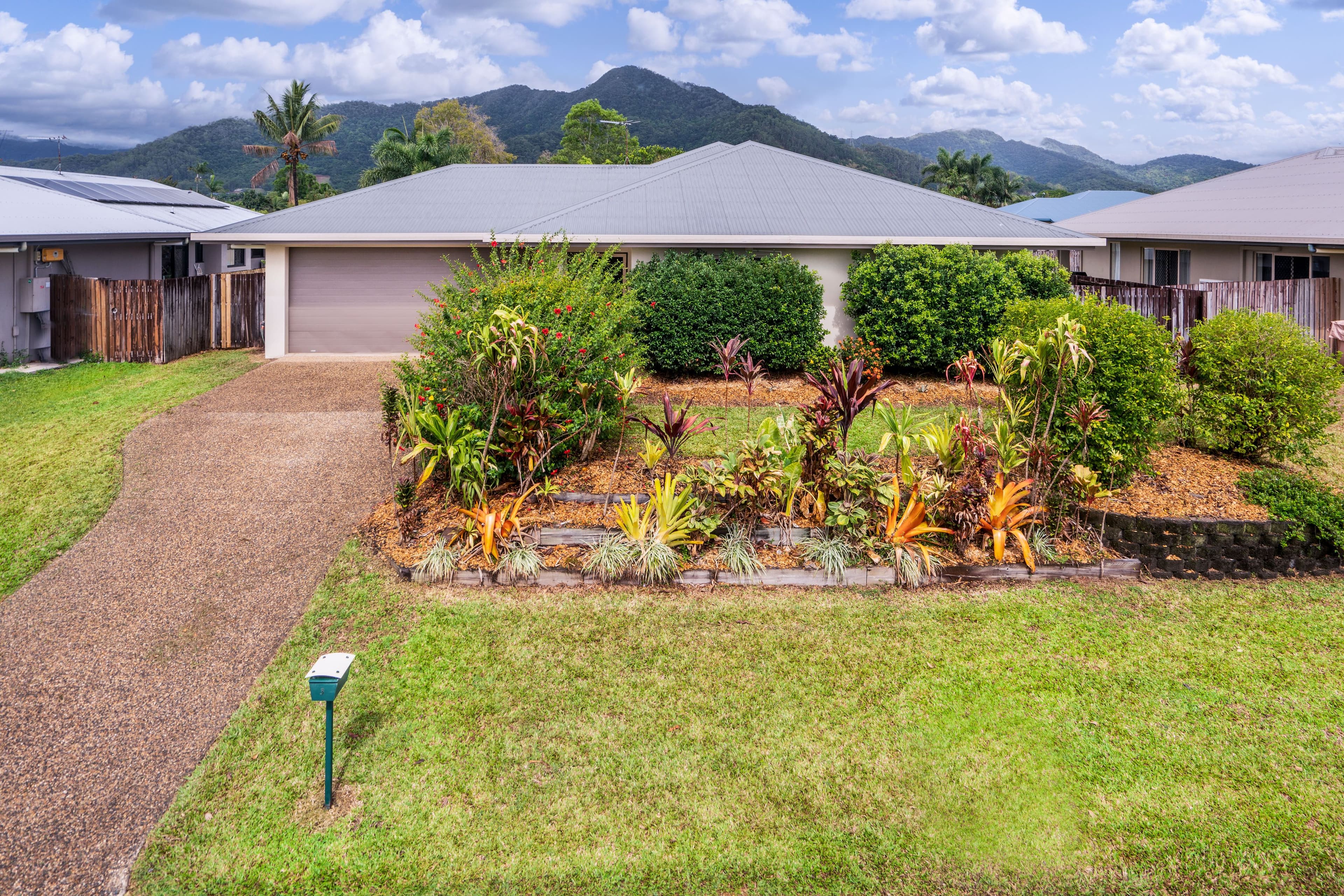 3 Goldberg Close, White Rock QLD 4868, White Rock - Thumbnail 2