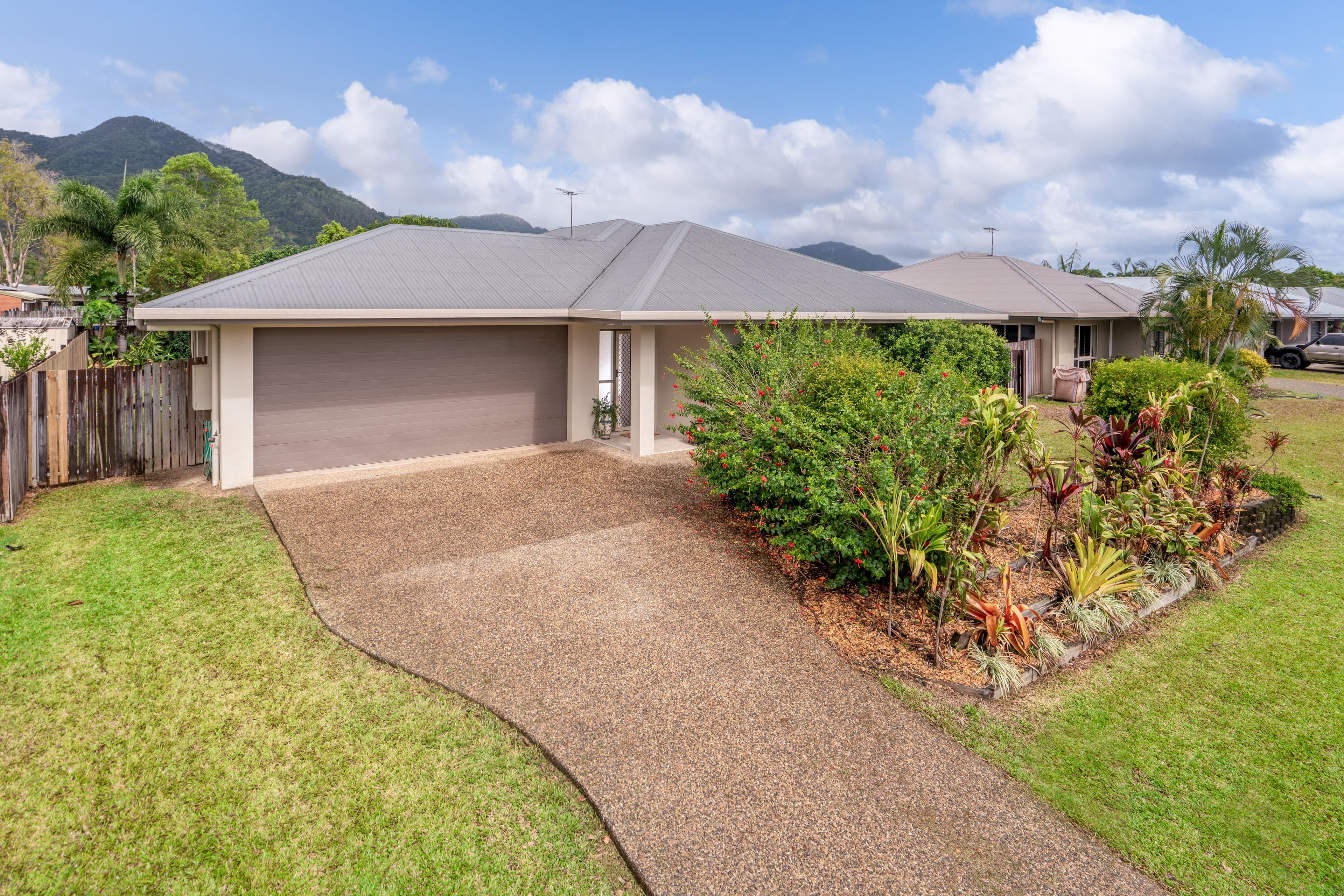 3 Goldberg Close, White Rock QLD 4868, White Rock - Thumbnail 3