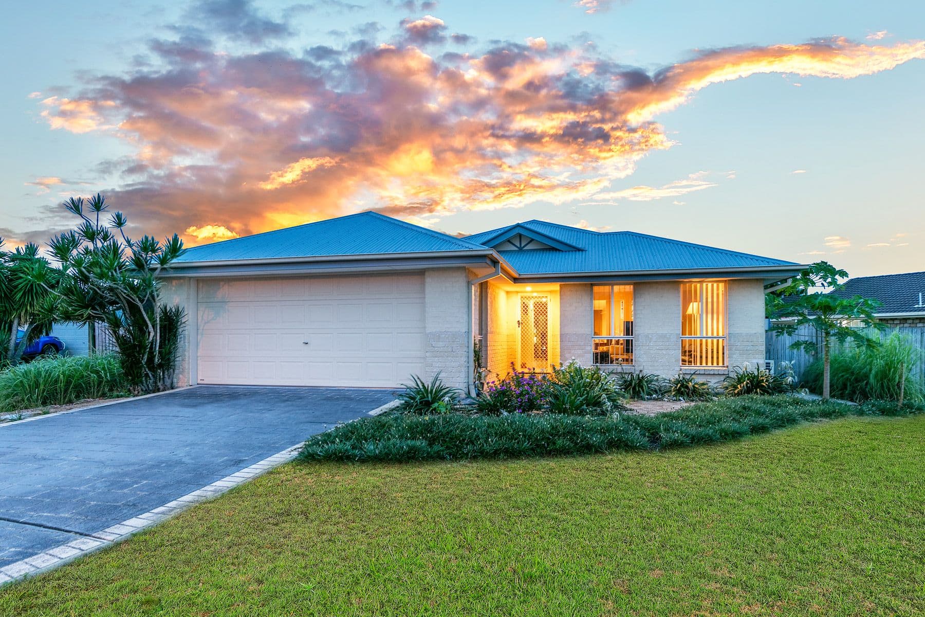 9 Lake Wivenhoe Court, Logan Reserve QLD 4133, Logan Reserve - Thumbnail 2