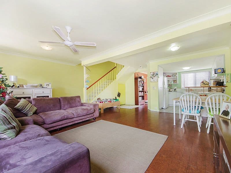 14 Bourton Road, MERRIMAC QLD 4226, Merrimac - Thumbnail 2