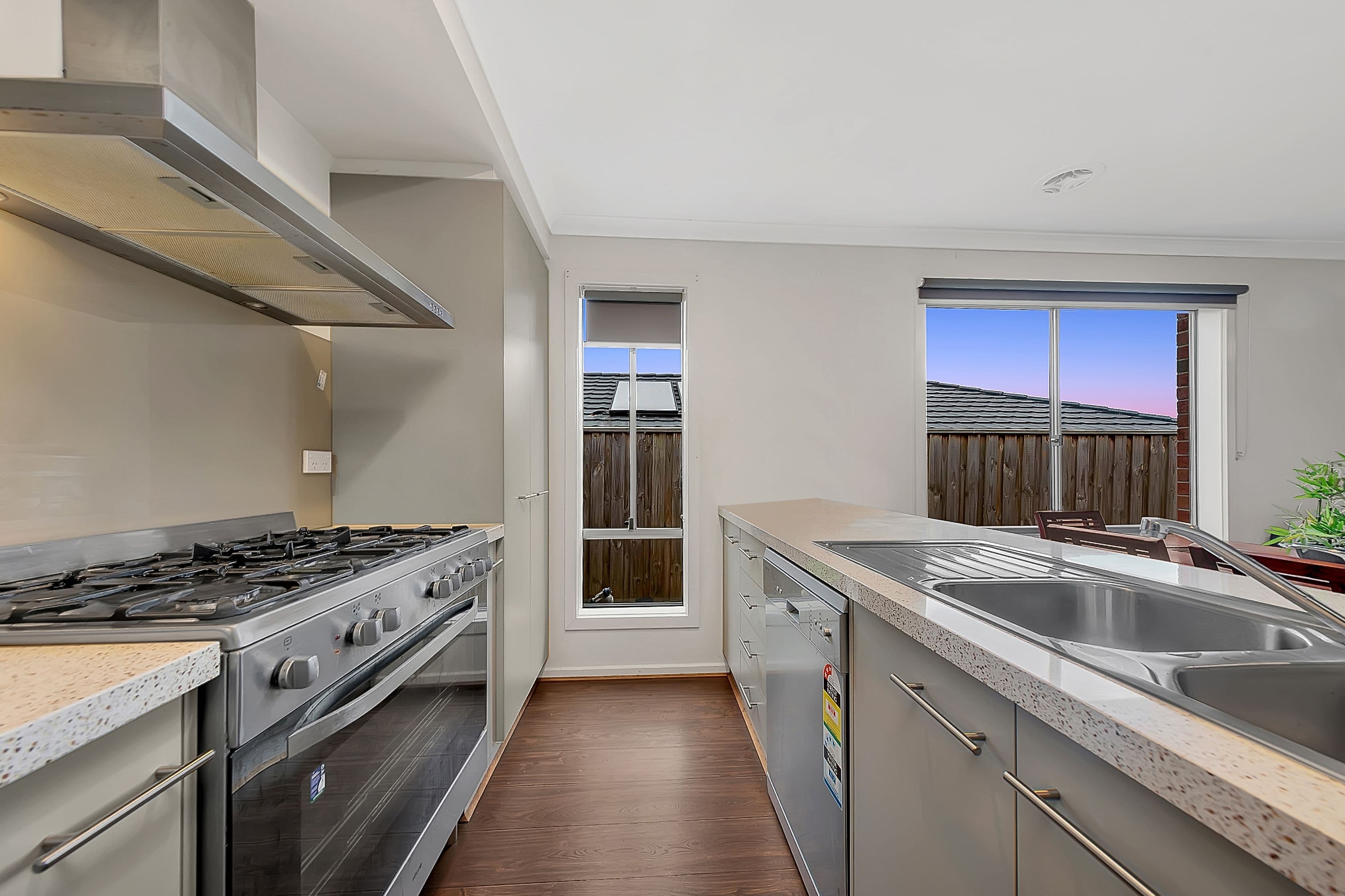 12 Sackville Street, Mernda VIC 3754, Mernda - Thumbnail 2