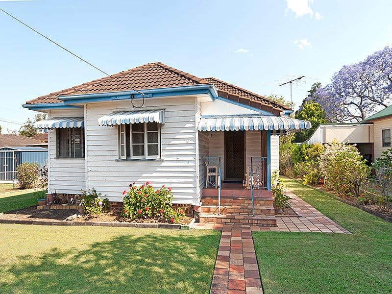 10 Swift Street, CORINDA QLD 4075, Corinda - Thumbnail 2