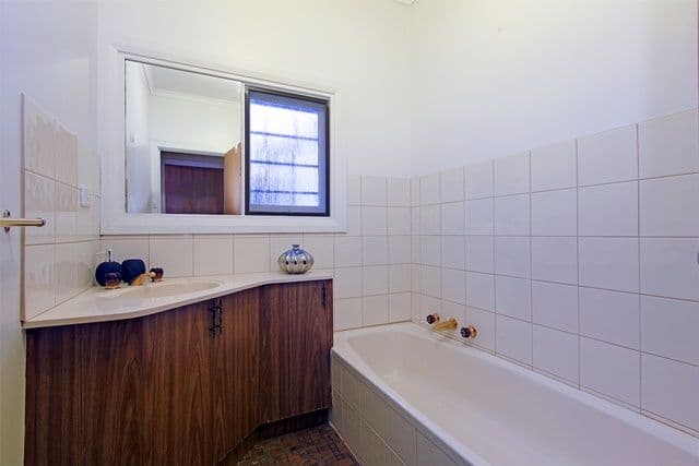 2 Alamo Road, RESERVOIR VIC 3073, Reservoir - Thumbnail 8