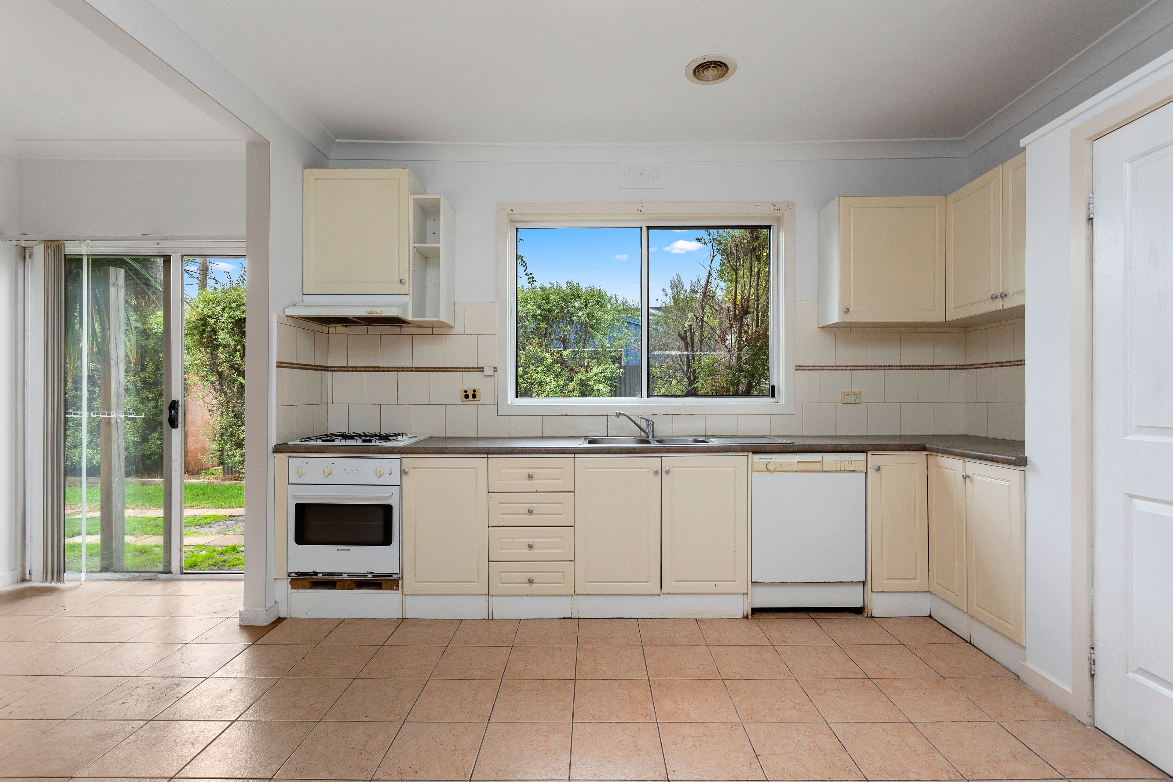 238 Warrigal Road, Cheltenham VIC 3192, Cheltenham - Thumbnail 8