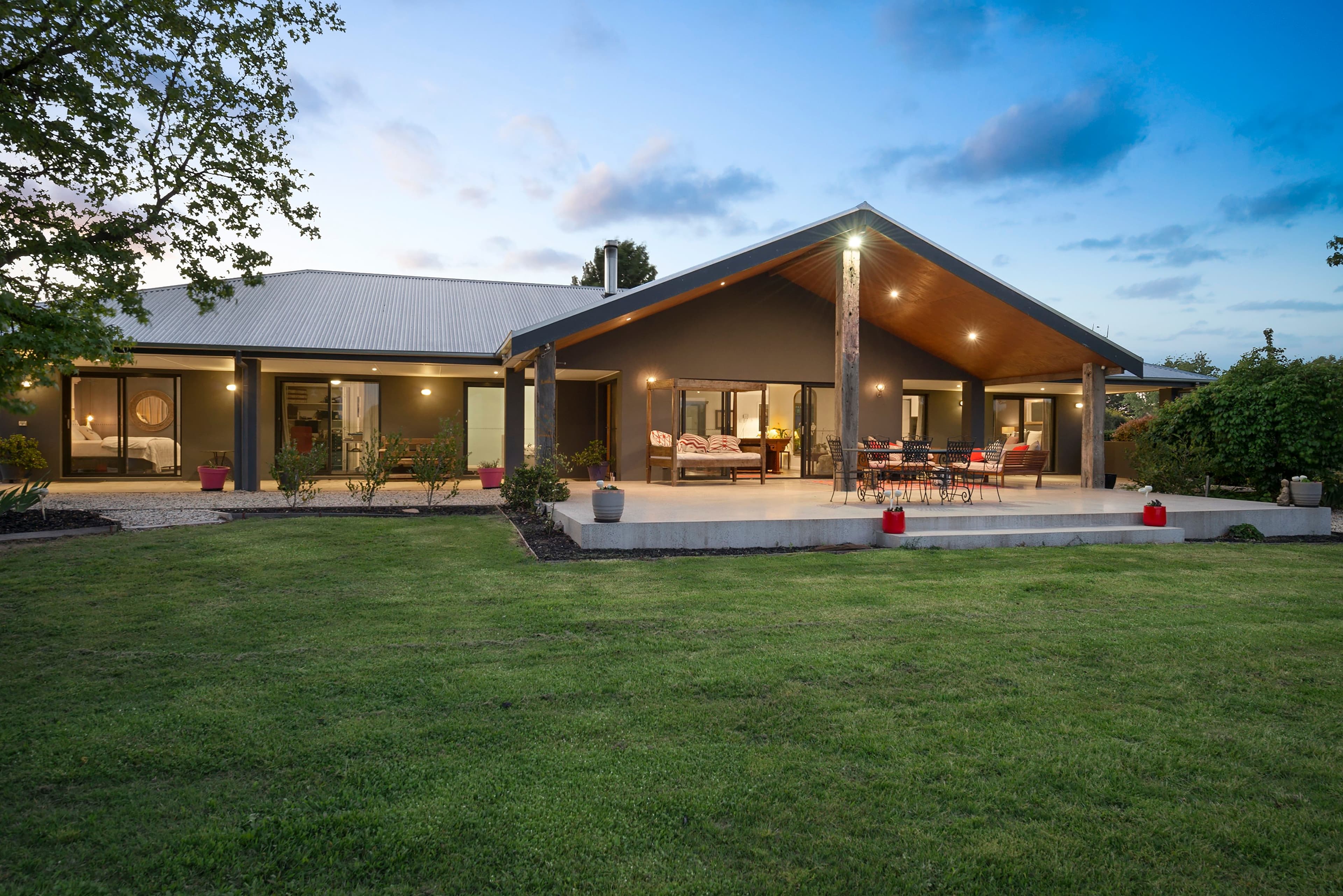 39 Ogilvies Road, Mansfield VIC 3722, Mansfield - Image 1