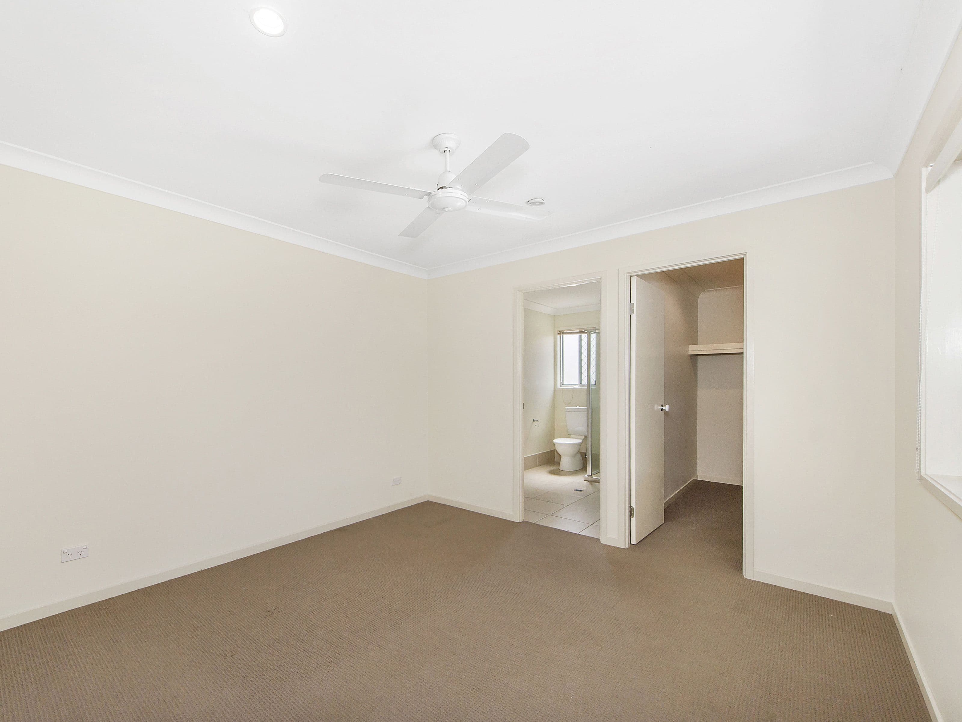 10 Murphys Lane, Oxenford QLD 4210, Oxenford - Thumbnail 8