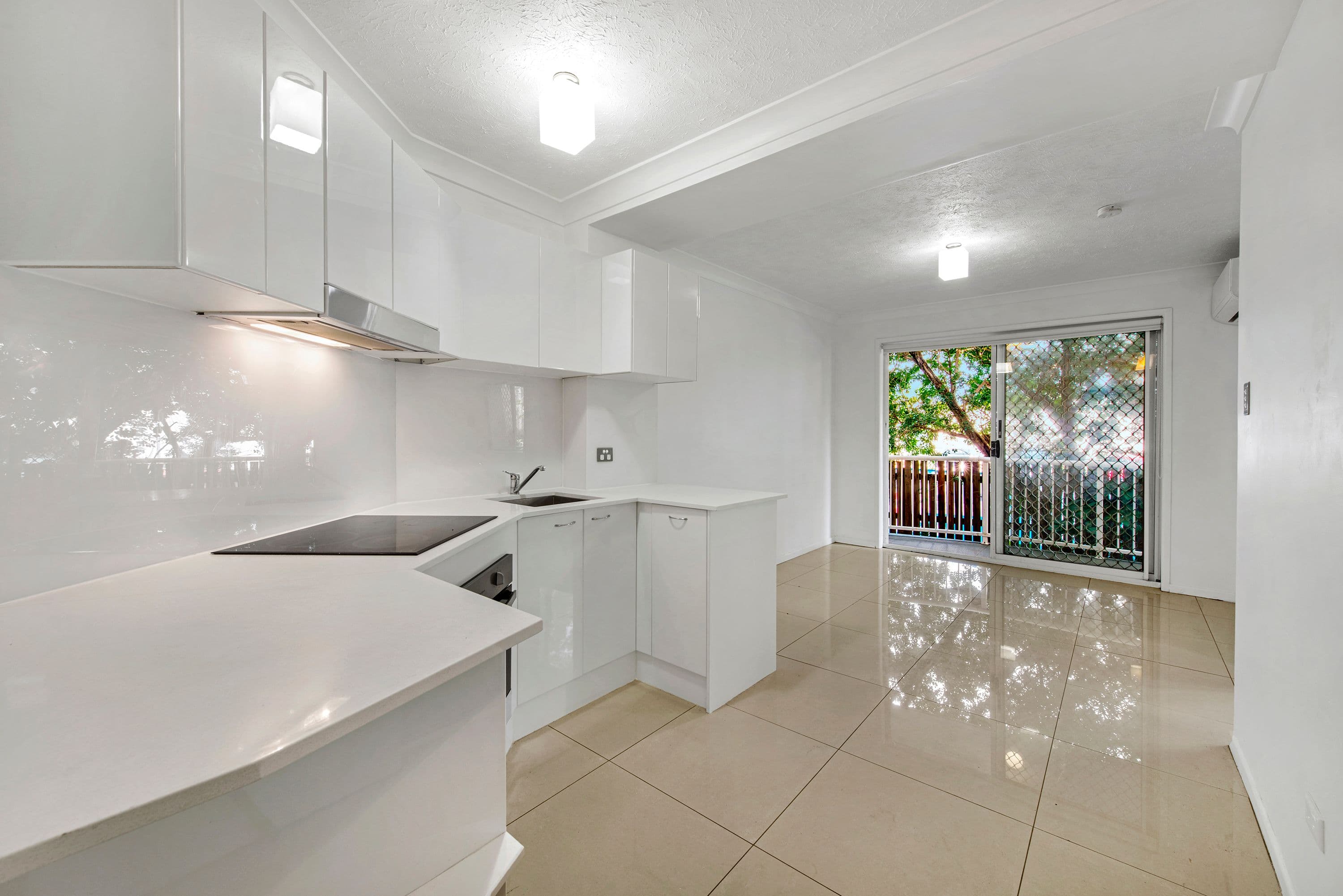 21-27 Markwell Avenue, Surfers Paradise QLD 4217, Surfers Paradise - Thumbnail 3