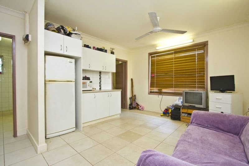 91 Ross Smith Avenue, FANNIE BAY NT 0820, Fannie Bay - Thumbnail 2