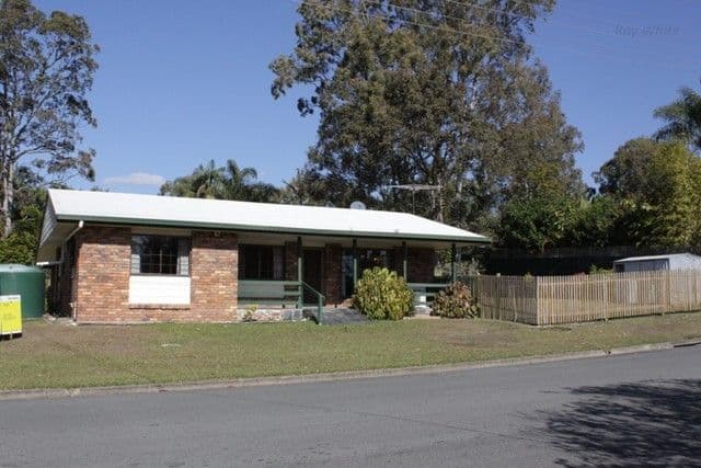 1 Hicks Street, DECEPTION BAY QLD 4508, Deception Bay - Thumbnail 2