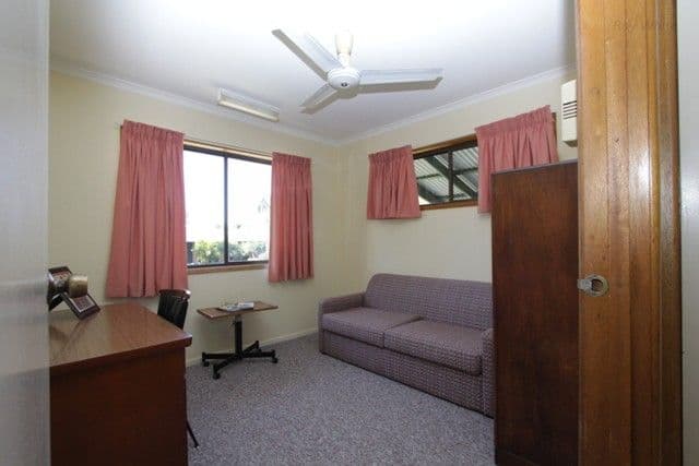 1 Hicks Street, DECEPTION BAY QLD 4508, Deception Bay - Thumbnail 8