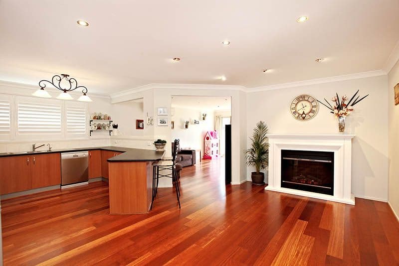 6 Deneden Avenue, KELLYVILLE RIDGE NSW 2155, Kellyville Ridge - Thumbnail 2