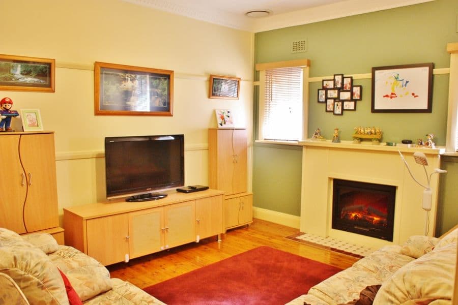 173 Nasmyth Street, YOUNG NSW 2594, Young - Thumbnail 2