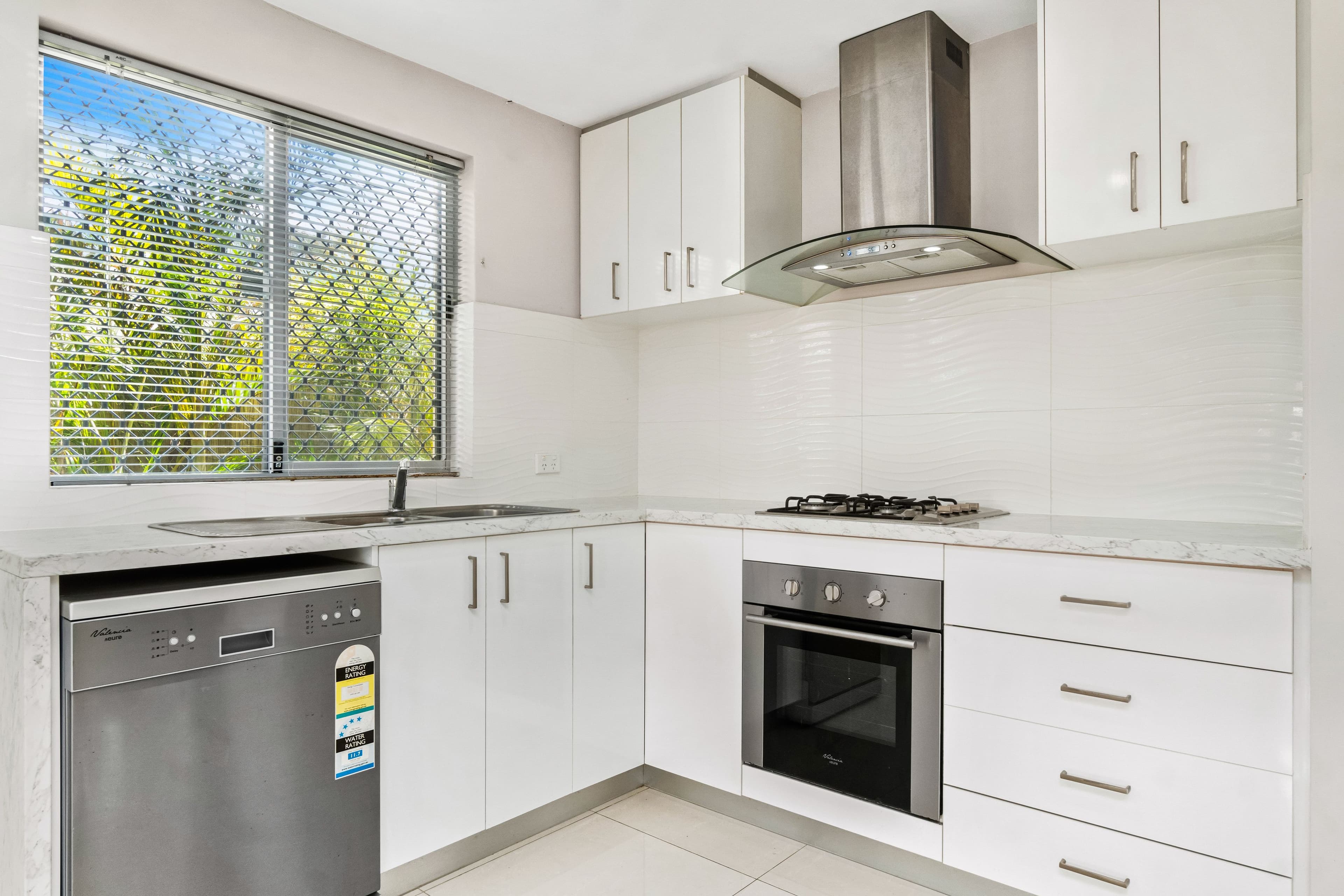 8 Peddie Place, Balga WA 6061, Balga - Thumbnail 3