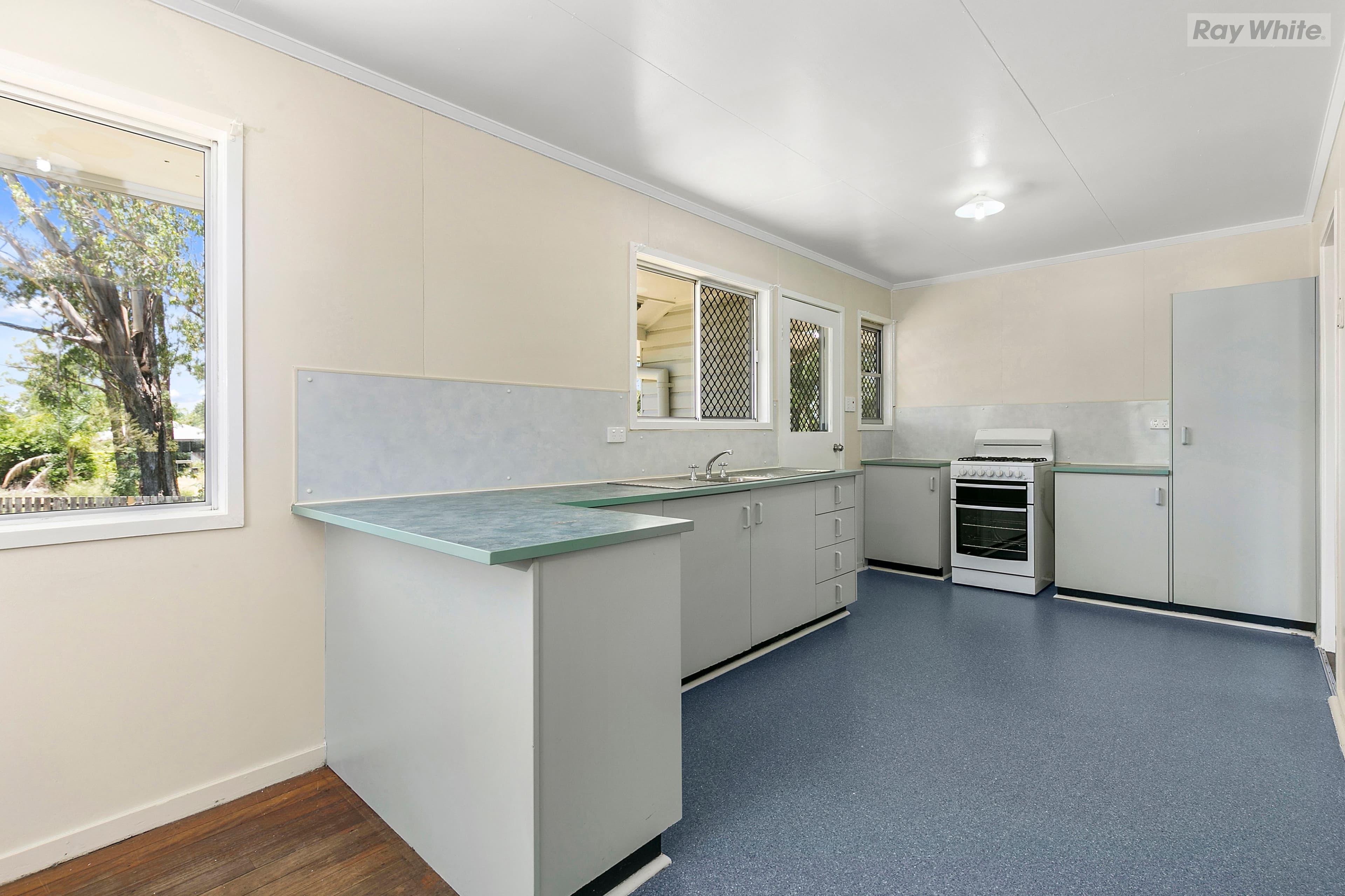 40 Tessman Street, Riverview QLD 4303, Riverview - Thumbnail 5