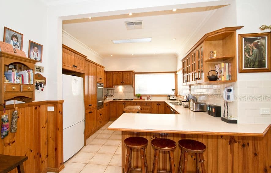 5 Yellow Gum Rise, GREENSBOROUGH VIC 3088, Greensborough - Thumbnail 4