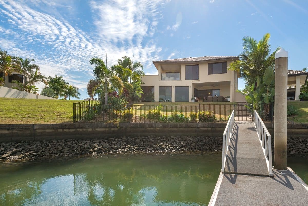 2136 Beaufort Way, Hope Island QLD 4212, Hope Island - Thumbnail 2