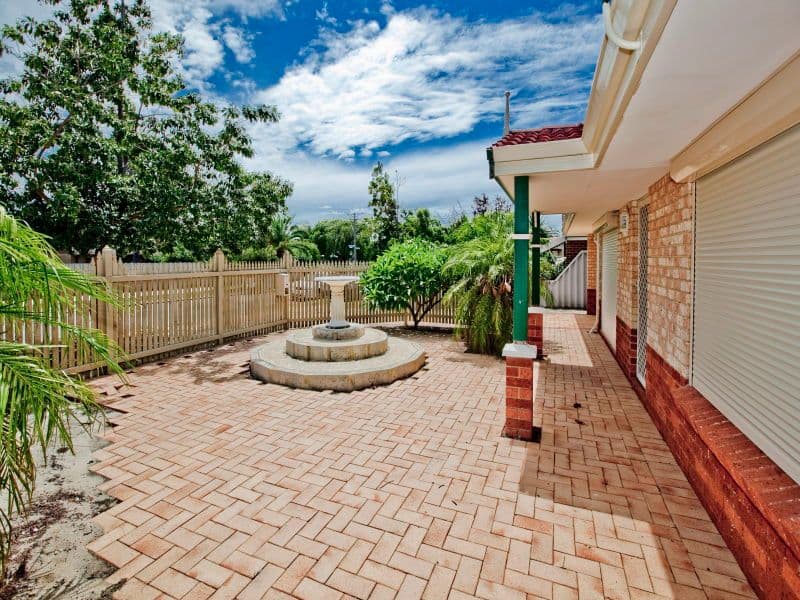 6 Treffone Street, REDCLIFFE WA 6104, Redcliffe - Thumbnail 2