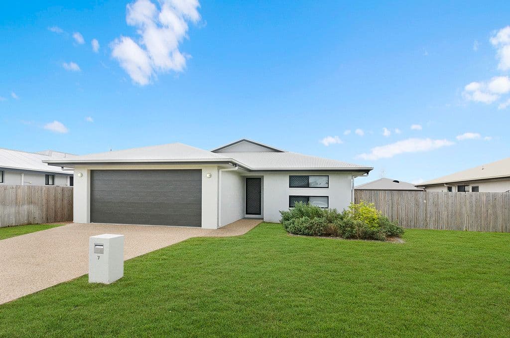 7 Lanikai Place, Mount Low QLD 4818, Mount Low - Image 1
