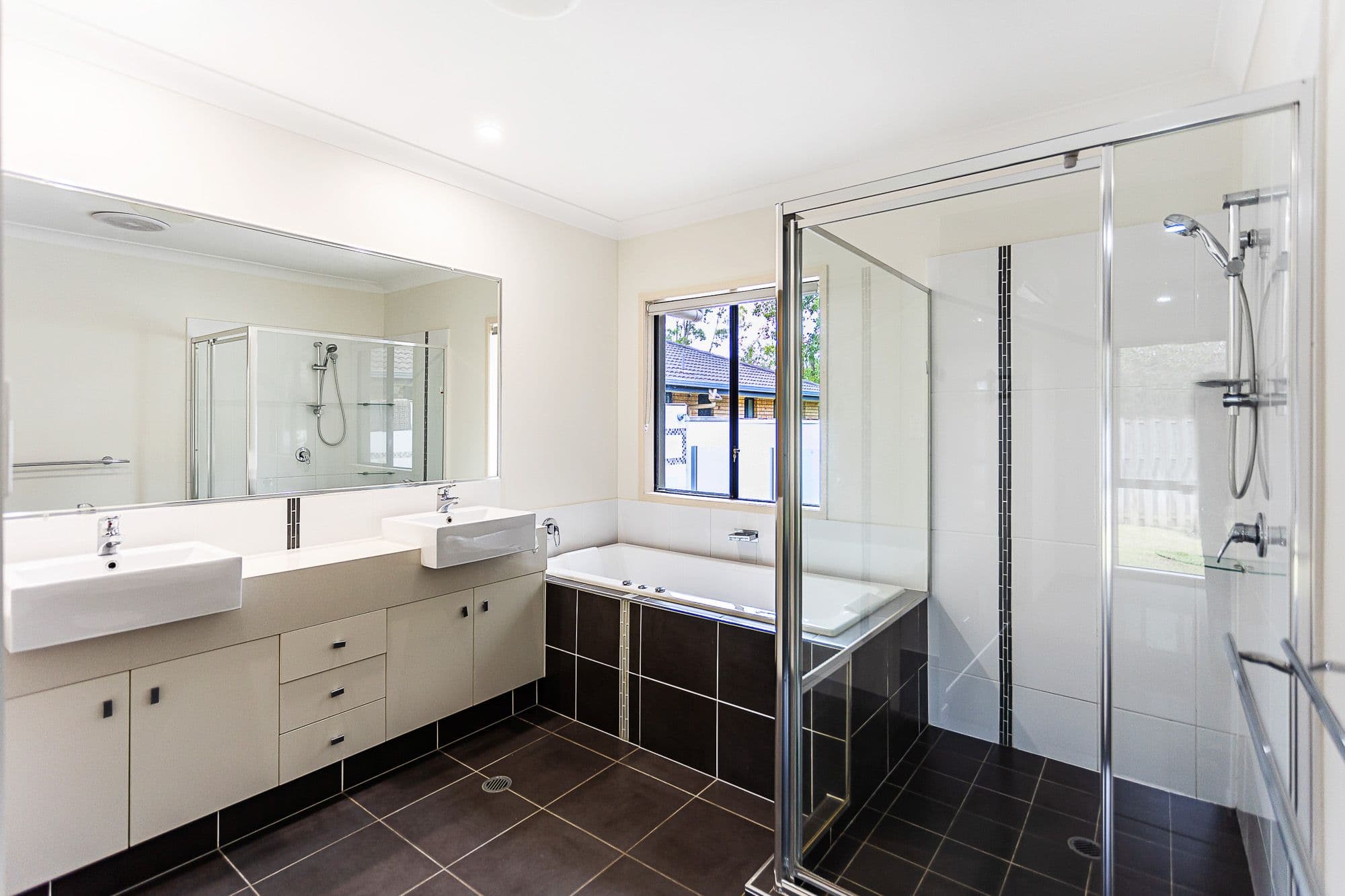 14 Runway Drive, Upper Coomera QLD 4209, Upper Coomera - Thumbnail 7
