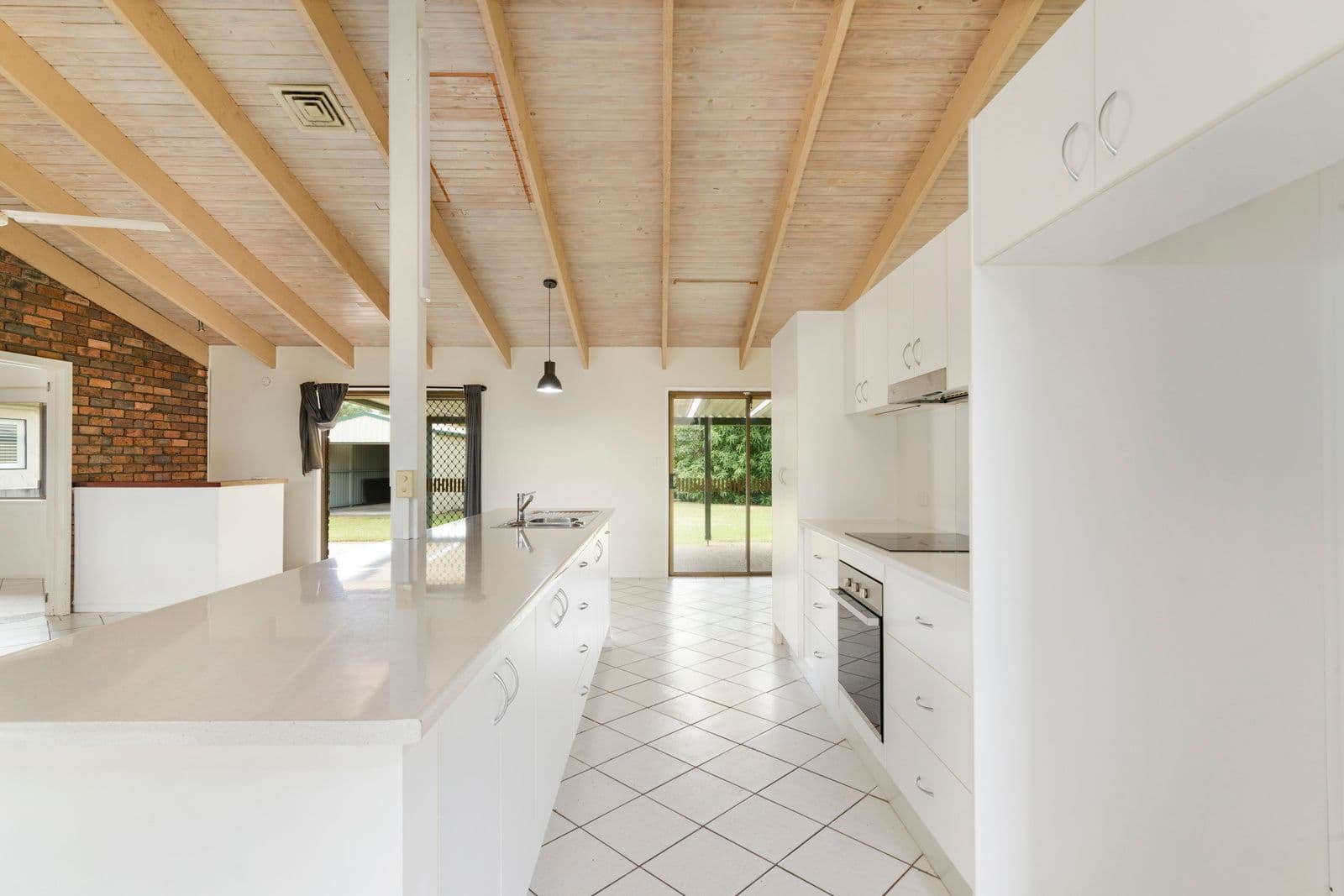25 Tugun Street, Tugun QLD 4224, Tugun - Thumbnail 5