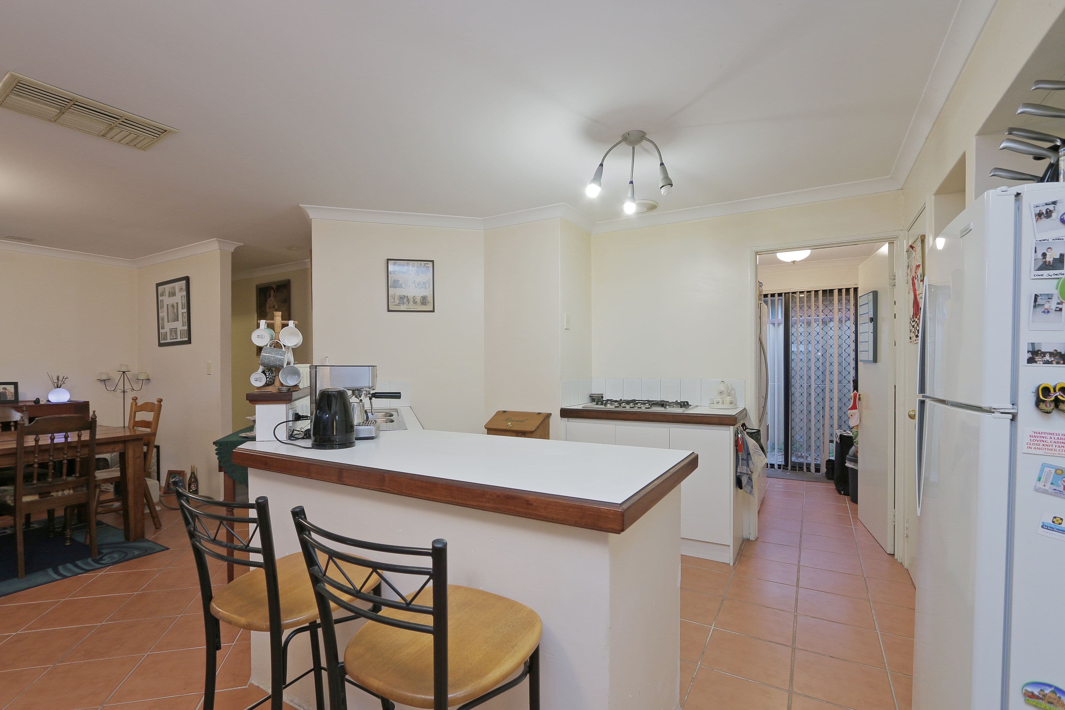 24 Klem Avenue, Redcliffe WA 6104, Redcliffe - Thumbnail 4