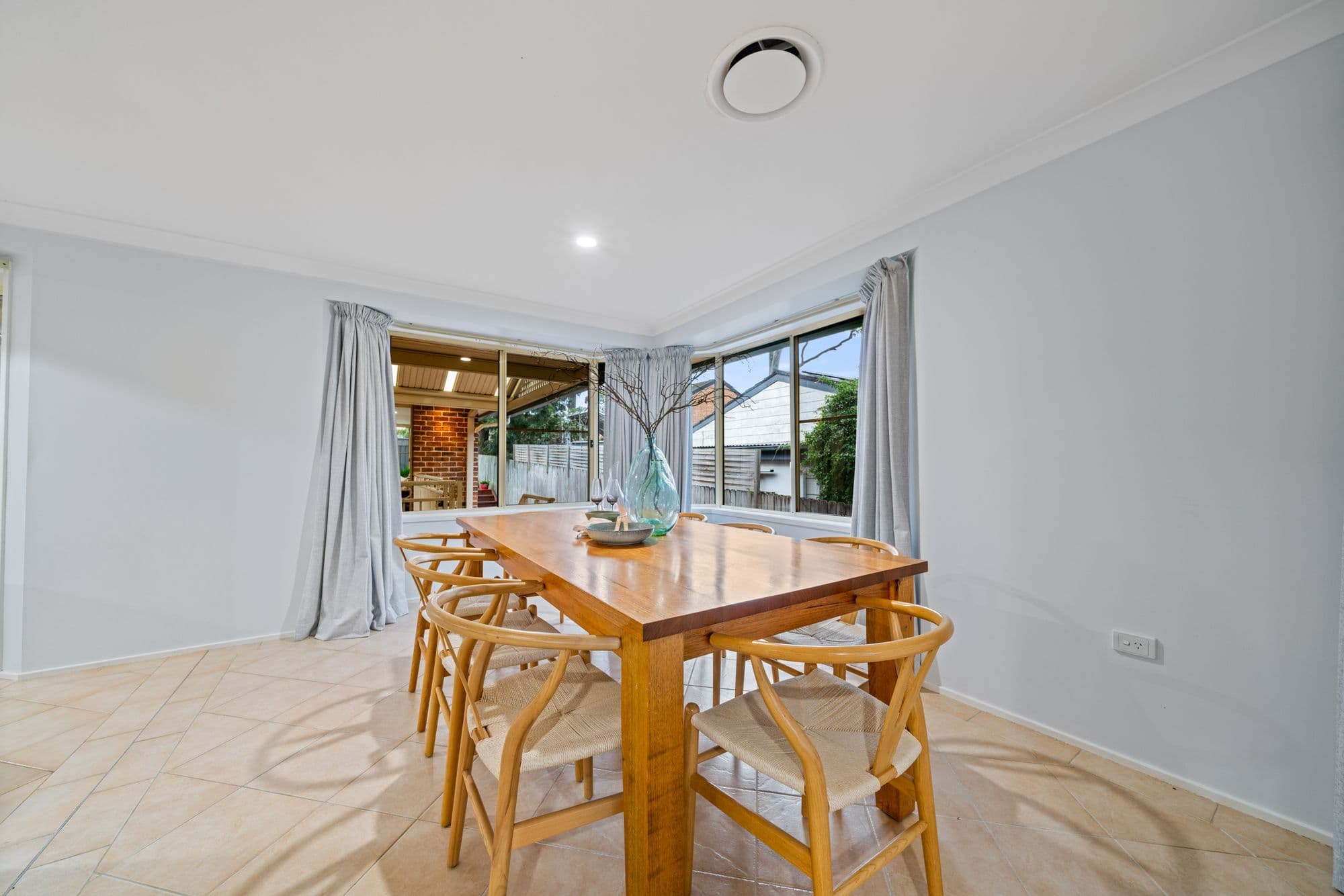 236 Lakedge Avenue, Berkeley Vale NSW 2261, Berkeley Vale - Thumbnail 3