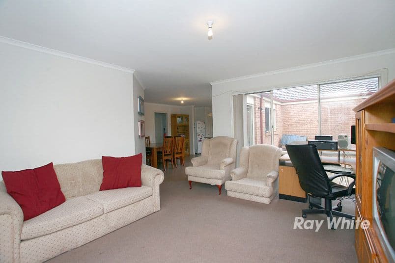 3 Nandaly Place, CRANBOURNE VIC 3977, Cranbourne West - Thumbnail 8