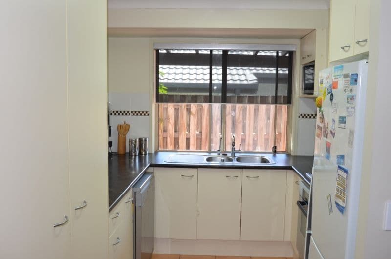 166 Greenacre Drive, Arundel QLD 4214, Arundel - Thumbnail 2