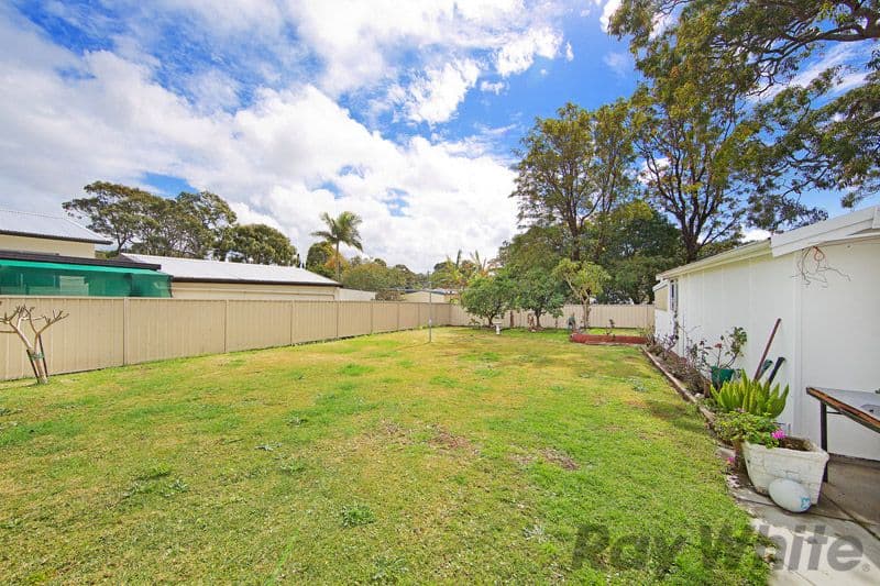 9 Avonlea Avenue, GOROKAN NSW 2263, Gorokan - Thumbnail 6