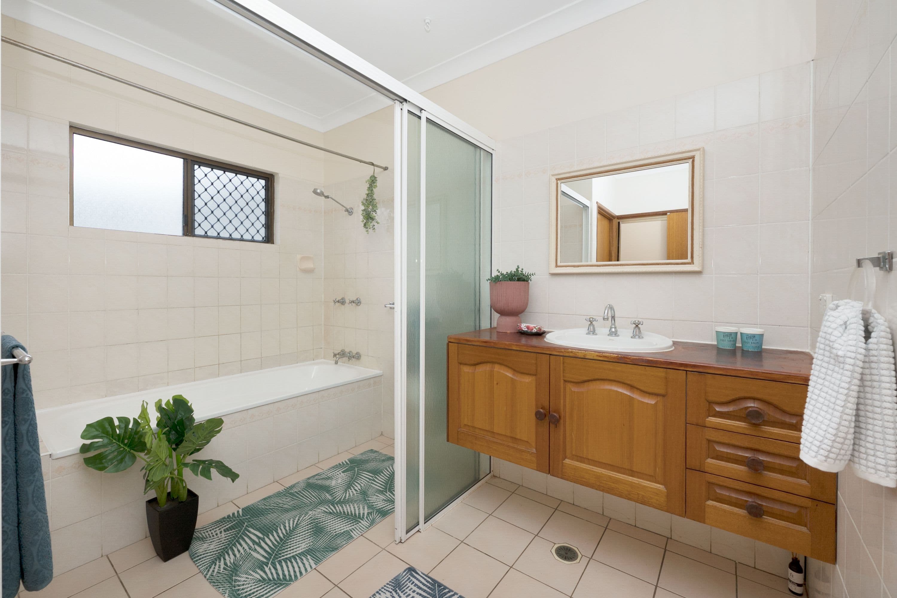 308 Pinnacle Drive, Rasmussen QLD 4815, Rasmussen - Thumbnail 7