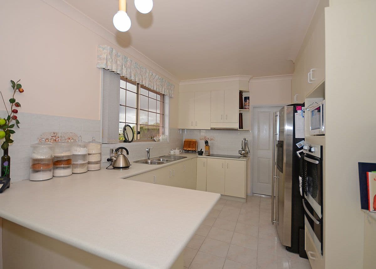 4 Ungowa Avenue, Pialba QLD 4655, Pialba - Thumbnail 4