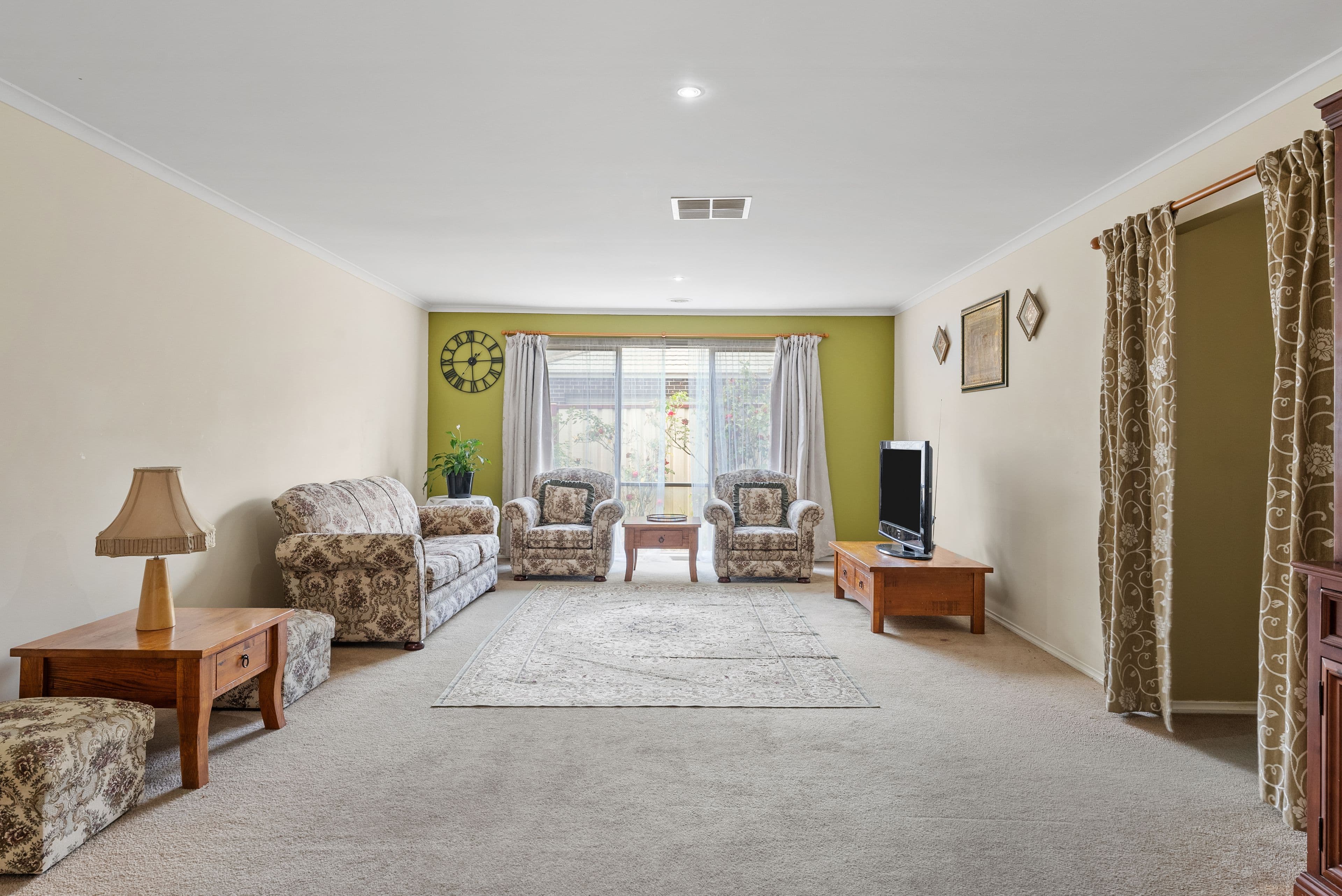 30 Two Creek Drive, Epping VIC 3076, Epping - Thumbnail 4