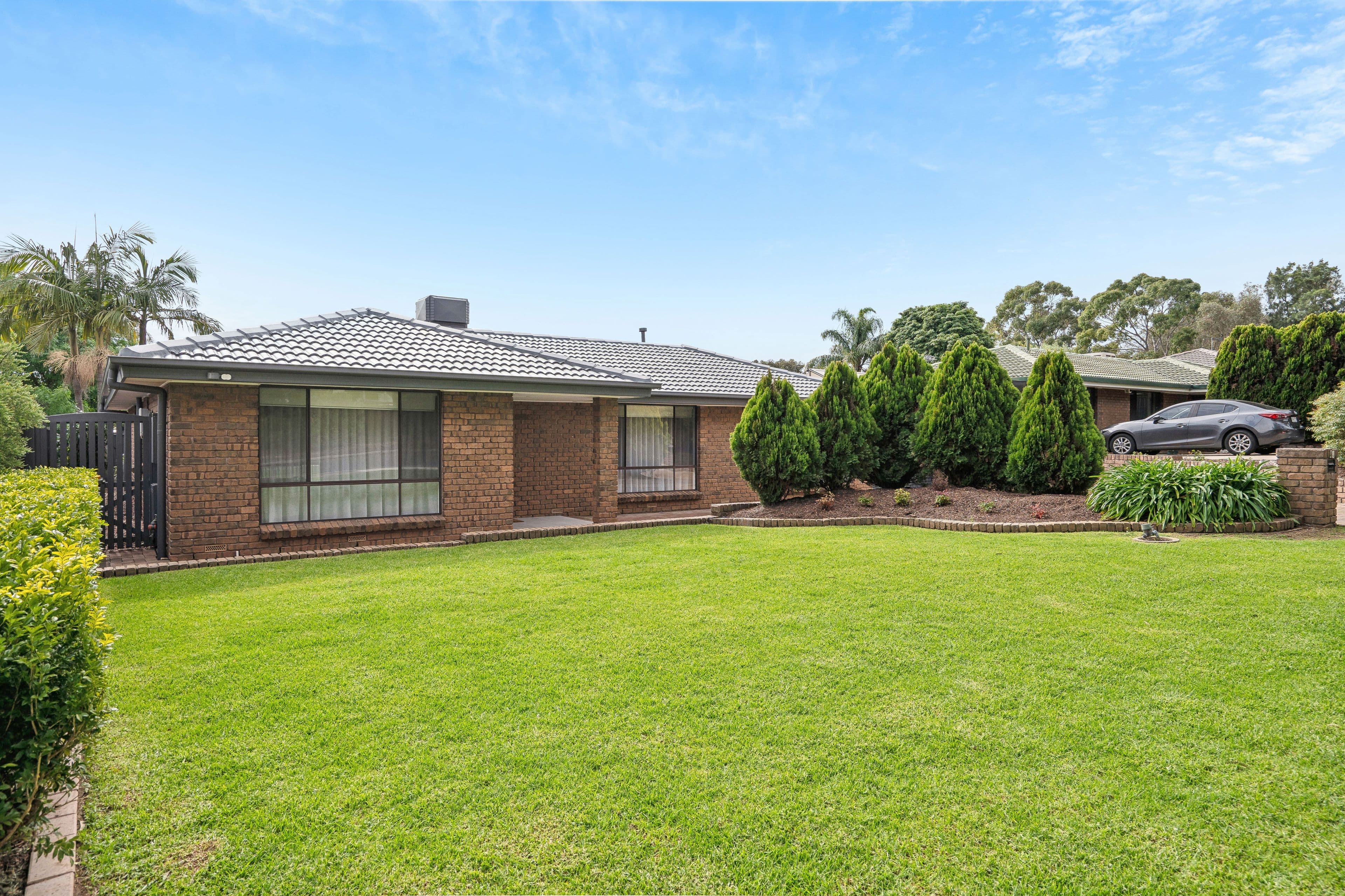 44 Easton Road, Happy Valley SA 5159, Happy Valley - Thumbnail 2