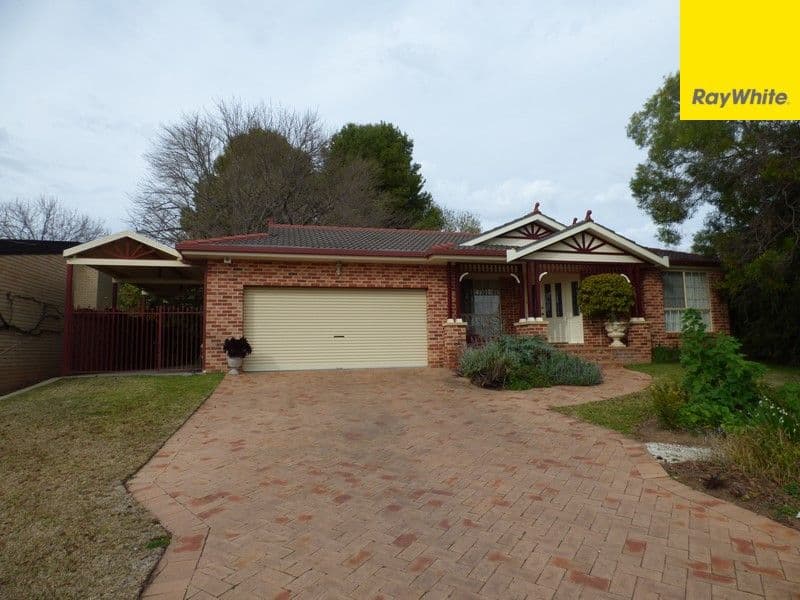7 Park Avenue, Forbes - Image 1
