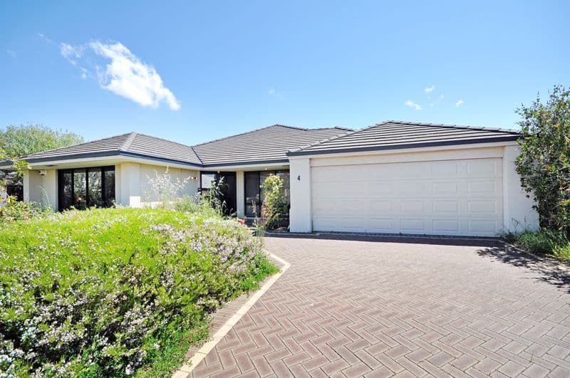 4 Abercrombie Terrace, Ellenbrook WA 6069, Ellenbrook - Image 1