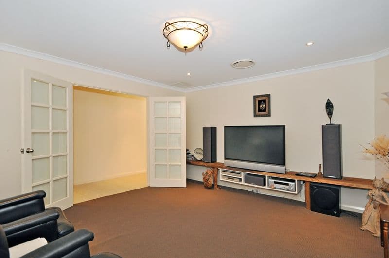 4 Abercrombie Terrace, Ellenbrook WA 6069, Ellenbrook - Thumbnail 4