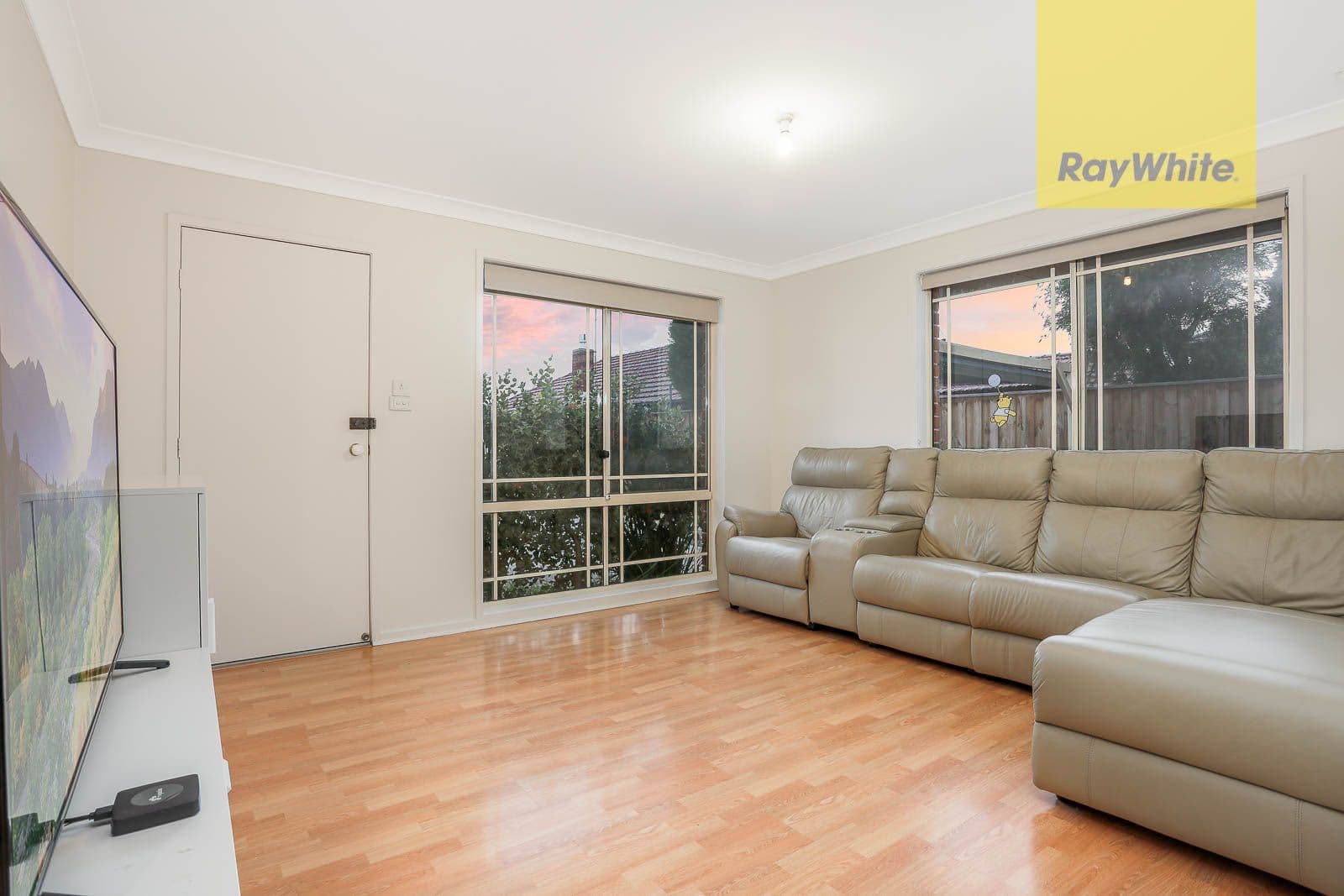24 Hemsworth Avenue, Northmead - Thumbnail 2