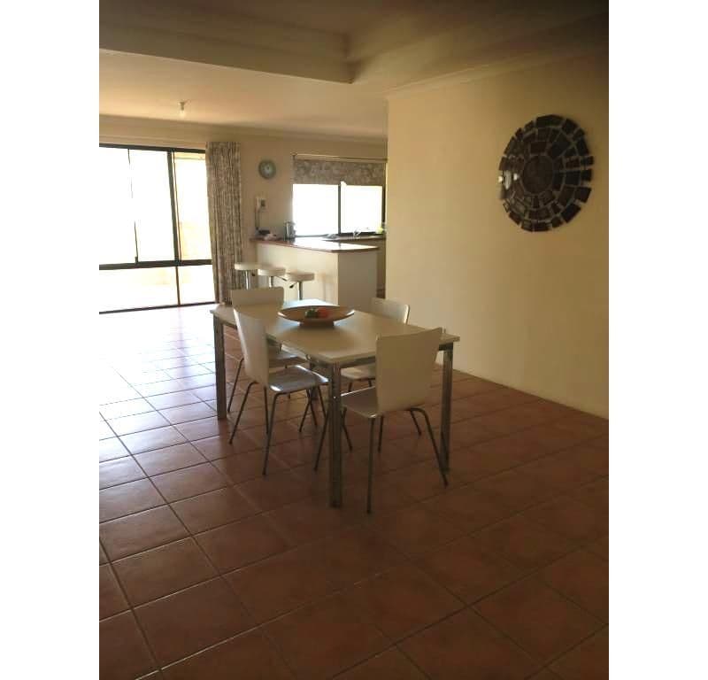 3 Granada Glade, CERVANTES WA 6511, Cervantes - Thumbnail 4