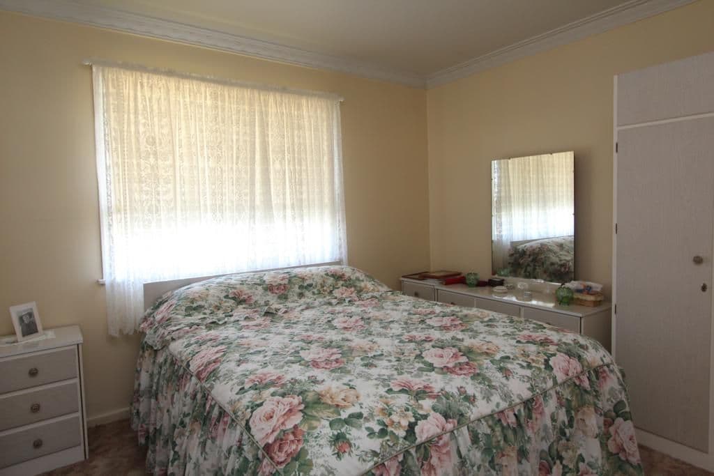 76 Logan Street, TENTERFIELD NSW 2372, Tenterfield - Thumbnail 3