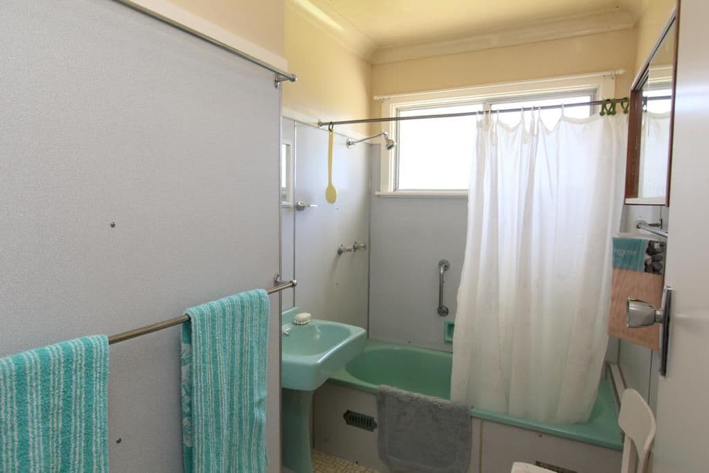 76 Logan Street, TENTERFIELD NSW 2372, Tenterfield - Thumbnail 7
