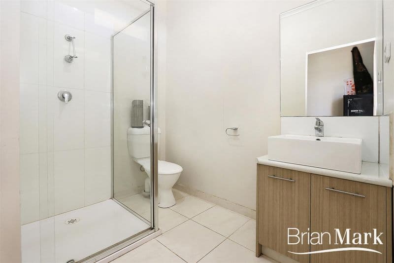 519/5C Glyceria Lane, Tallawong, NSW, Werribee - Thumbnail 6