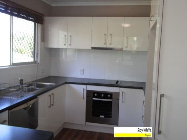 1 Woolford Place, MANLY WEST QLD 4179, Manly West - Thumbnail 2
