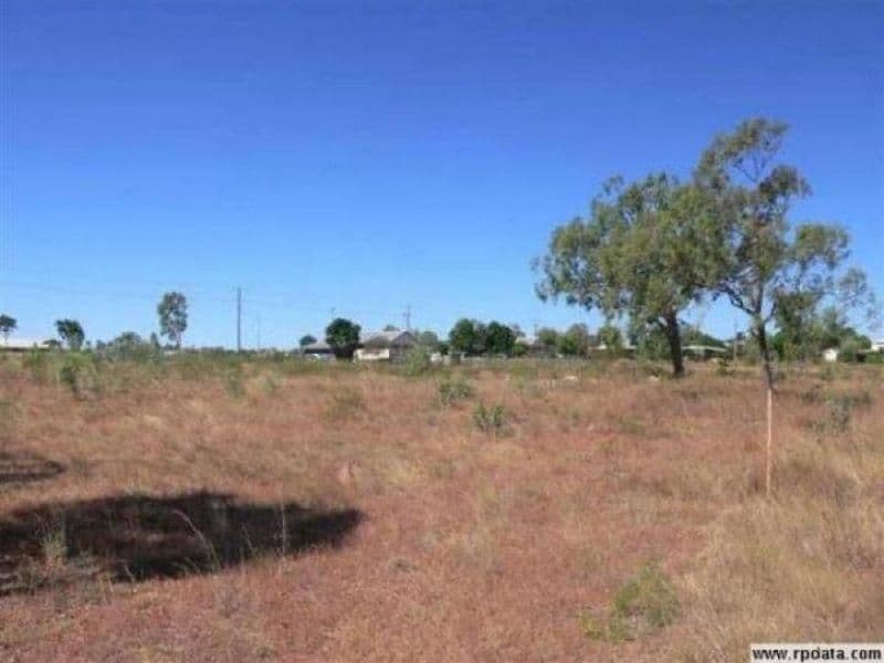 10 Noel Street West, Normanton QLD 4890, Normanton - Thumbnail 4