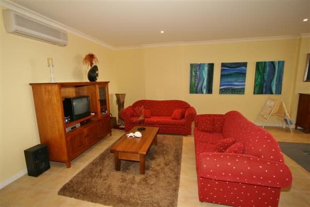 Apartment 7 "Bayview Grand" 16 The Esplanade, COWES VIC 3922, Cowes - Thumbnail 2
